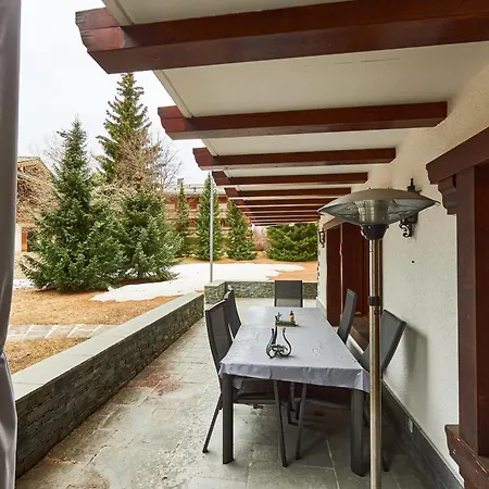 Route De Tsarbouye 17, 4br, Les Dauphinelles كرانز مونتانا