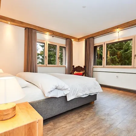 Route De Tsarbouye 17, 4br, Les Dauphinelles شقة *