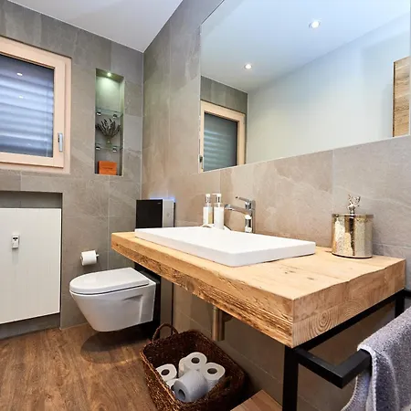 Route De Tsarbouye 17, 4br, Les Dauphinelles Appartement