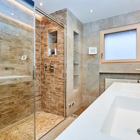 Route De Tsarbouye 17, 4br, Les Dauphinelles كرانز مونتانا