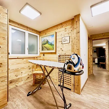 Route De Tsarbouye 17, 4br, Les Dauphinelles * كرانز مونتانا