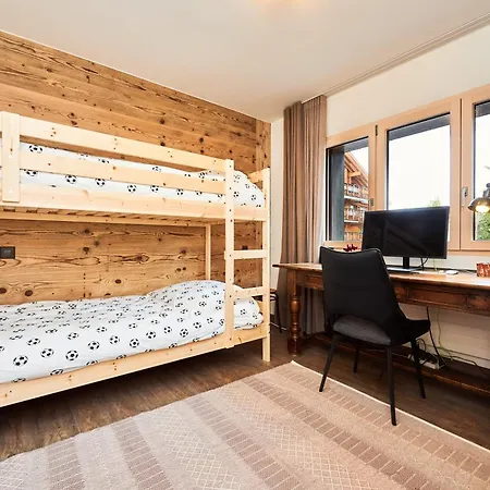 Route De Tsarbouye 17, 4br, Les Dauphinelles Appartement *