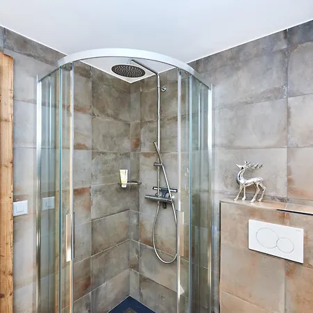 Route De Tsarbouye 17, 4br, Les Dauphinelles Apartament Crans-Montana