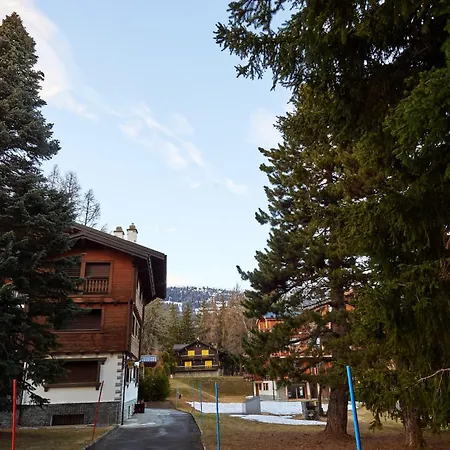 Route De Tsarbouye 17, 4br, Les Dauphinelles Apartament Crans-Montana